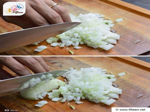 Cut The Onion in a Downward